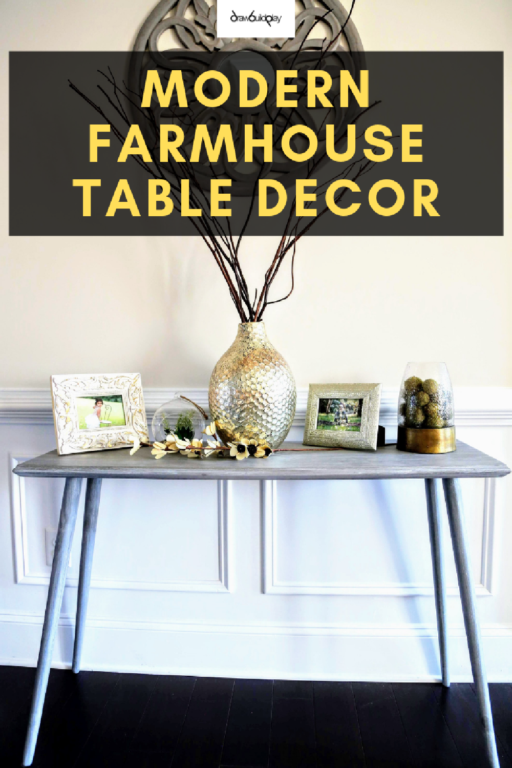 Farmhouse Entryway Console Table (%!s(<nil>), %!s(<nil>), %!s(<nil>)) - This farmhouse entryway console table is the first thing you see when you enter our farmhouse home. Decorate your own hallway table in your entryway for your modern farmhouse.