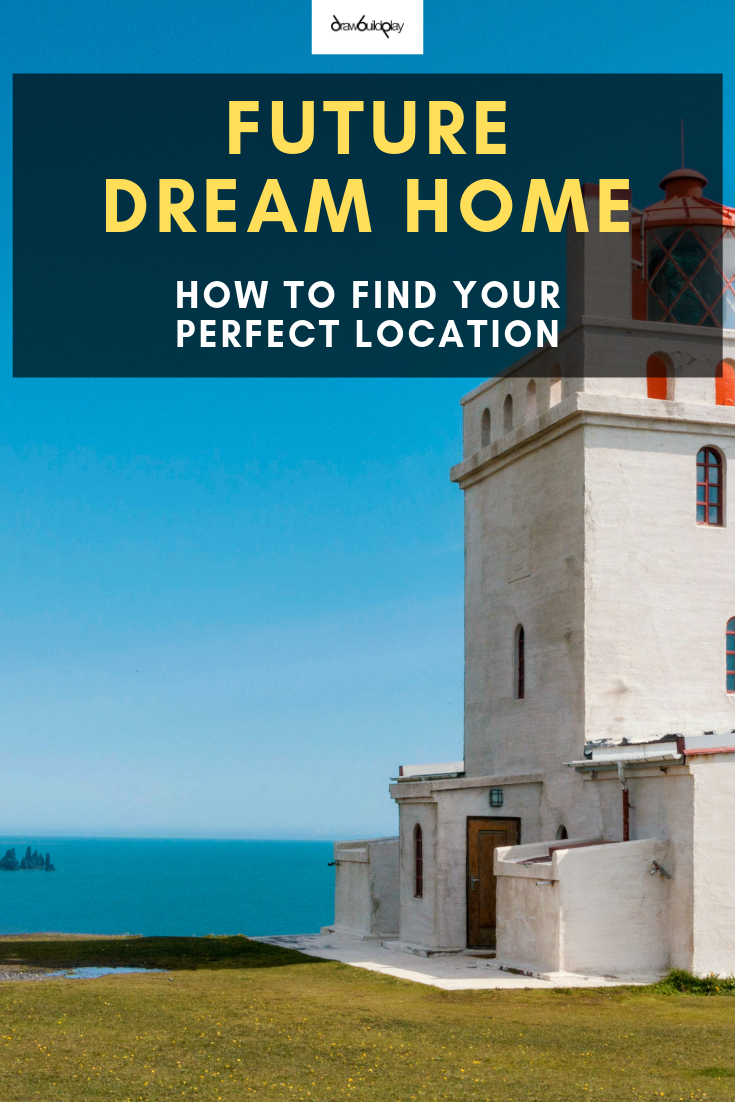 Your future dream home requires you to choose your perfect location.  Our free building a home checklist guides you through the essential features for finding your perfect location. #futuredreamhome #buildinganewhome #futurehomedesign #newconstructionhome #homelocation #homechecklist